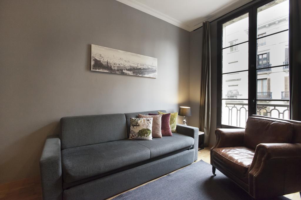 Short Stay Group Paseo De Gracia Serviced Apartments Barcellona Esterno foto