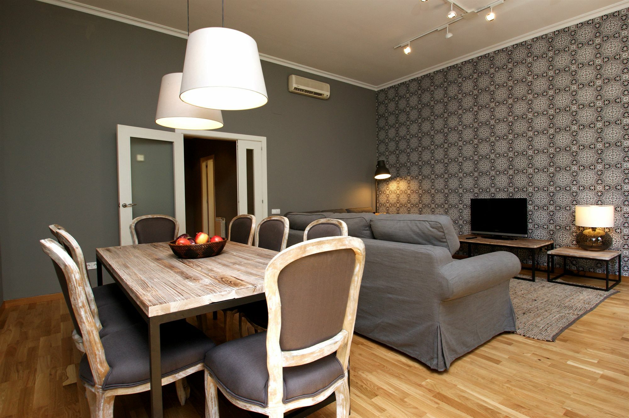 Short Stay Group Paseo De Gracia Serviced Apartments Barcellona Esterno foto